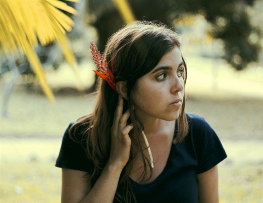 La joven cantante Dom La Nena, protagonista del 'Ciclo de Cerca' 