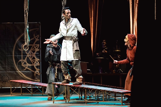 Teatro del Temple llega al Romea para demostrar que 'La vida es sueño'