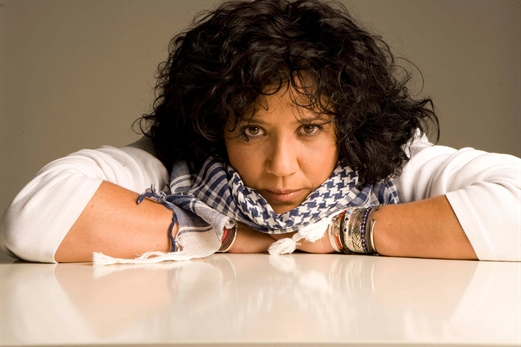 La cantante y compositora Rosana vuelve al Romea con nuevo disco